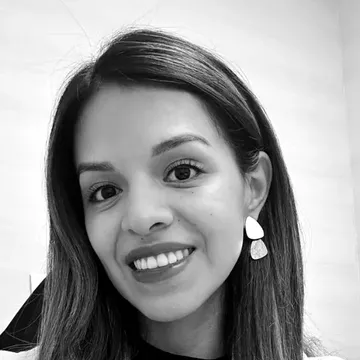 Retrato de Pamela Taco Olivo, dietista-nutricionista de Cuidarles